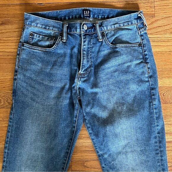 GAP Slim Straight Medium Wash Blue Jeans | Size 30 - Picture 7 of 7